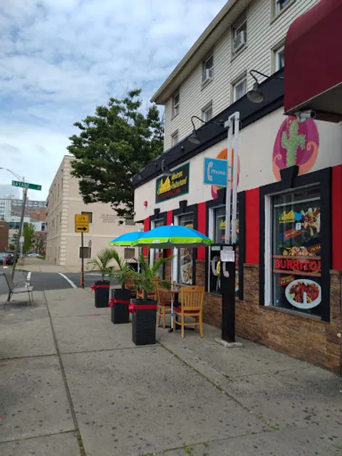 La Placita Mexicana 2