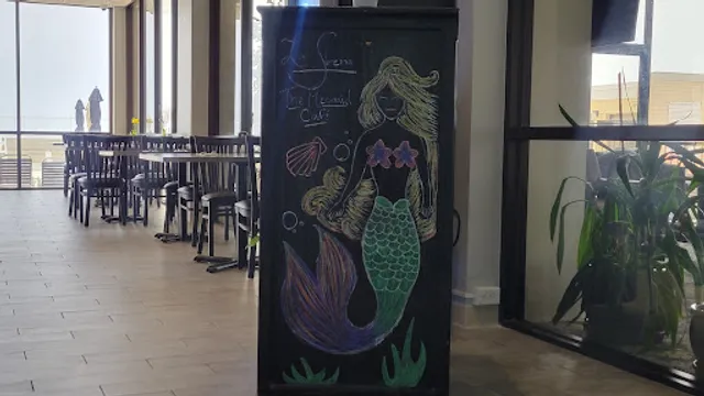La Sirena - The Mermaid Cafe