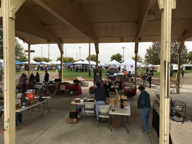 No Rhyme or Reason Country Market