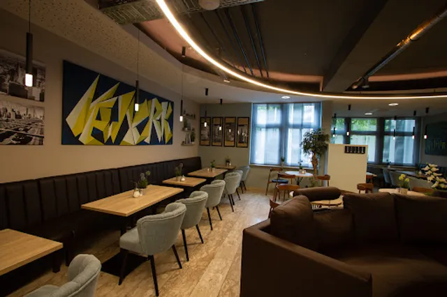 Brooklyn's Restaurant & NY Bistro by Ambassador