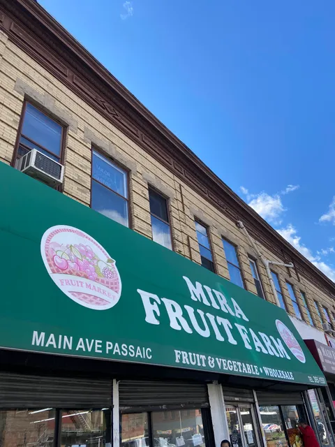 Passaic Mira Farm Market