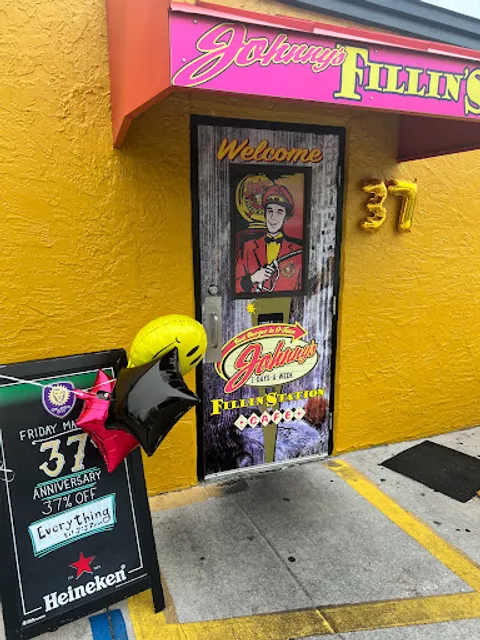 Johnny's Fillin' Station