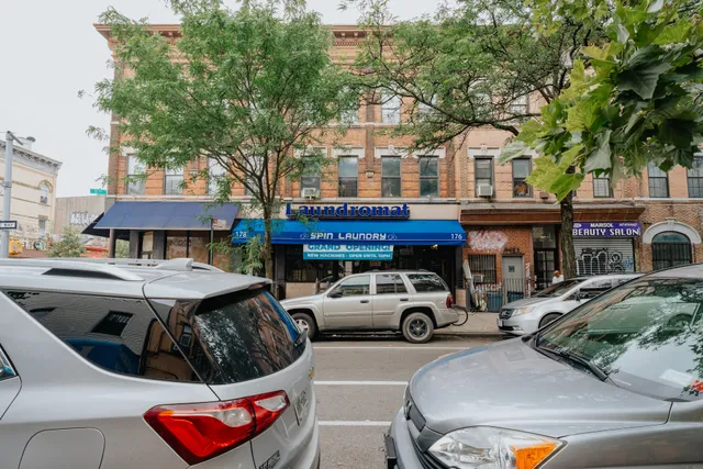 Spin Laundry - Bushwick Laundromat