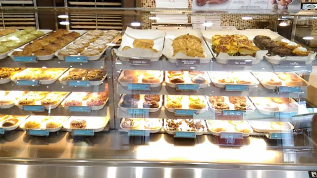 Krispy Kreme - SM Dasmariñas