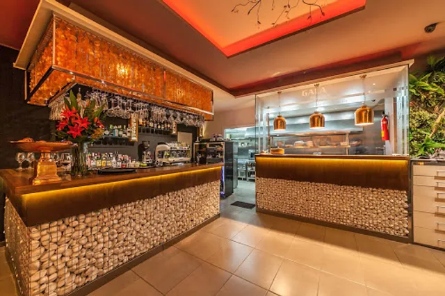 Cabana Restaurant & Cocktail Bar