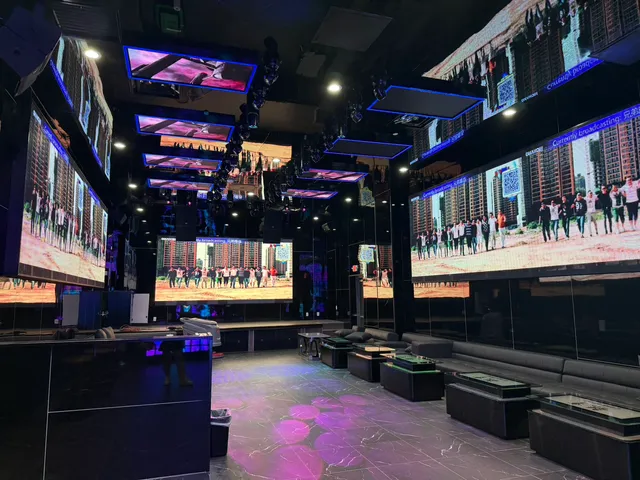 Long Heng Karaoke KTV