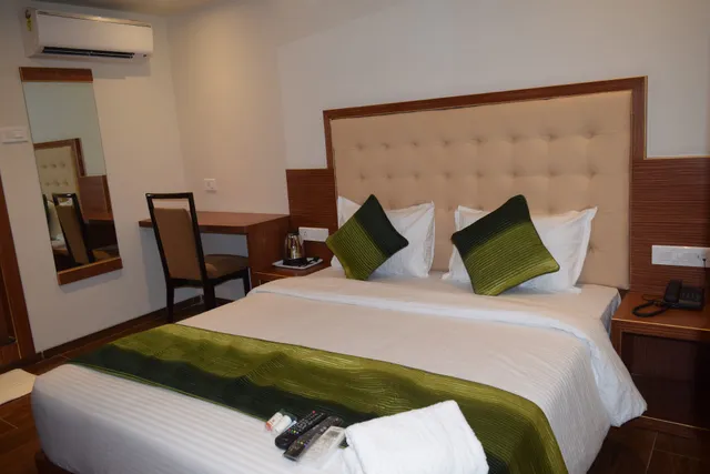 OYO Aromas Andheri East