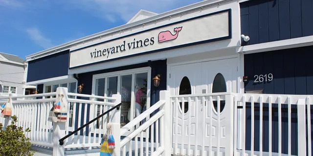 vineyard vines