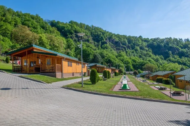 Chatová osada VZ Bítov