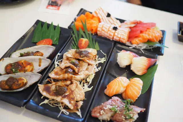 Tsunami Sushi Buffet Chaiyapruek