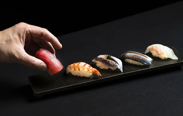 Sushi Tokidoki Kushi Ebitora