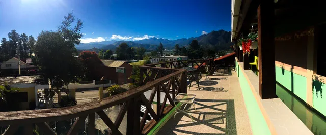 Hotel Colinas del Valle