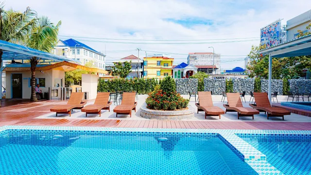 យូ​ អិល ស្ប៉ា​ You Spa 温泉自助