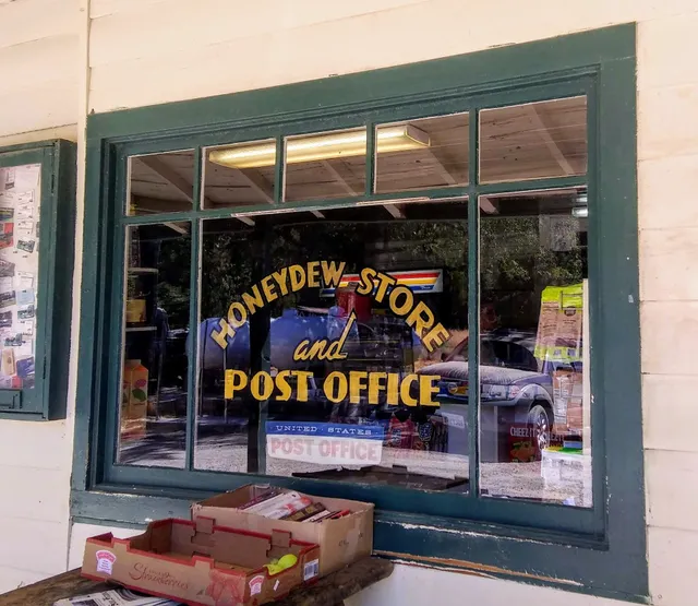Honeydew Country Store