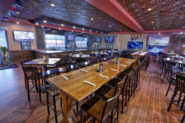 Drafts Sports Bar & Grill
