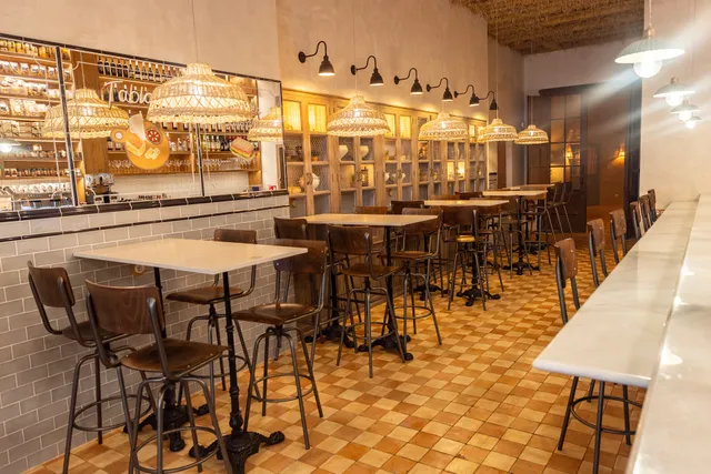 Ultramarinos Pope Alameda