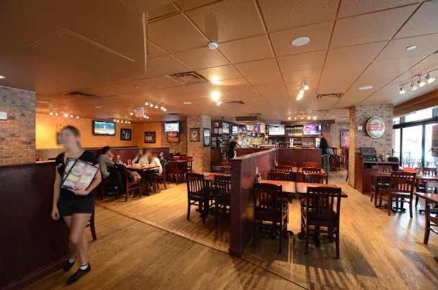 St. Louis Bar & Grill