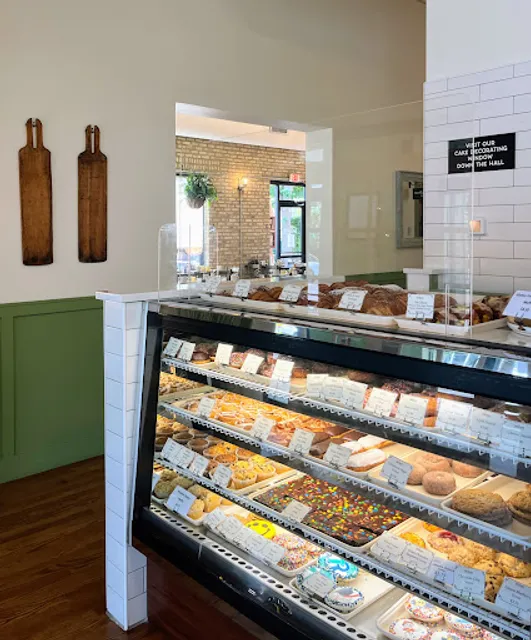 EvaDean's Bakery and Cafe