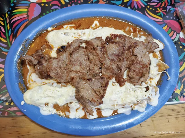 Los comales "Antojitos Mexicanos"