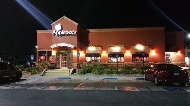Applebee's Grill + Bar