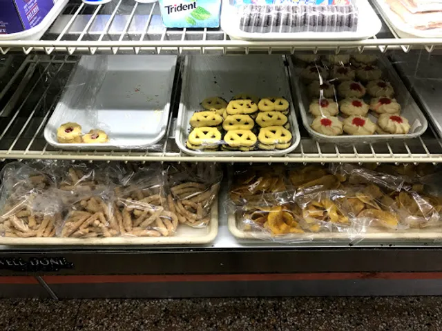 Dan's Bakery & Restaurant