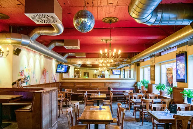 Schweinske Restaurant in Hamburg Barmbek - Schnitzel, Burger & Frühstück