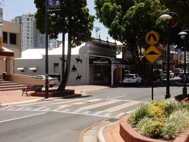 Saddleworld Ipswich - Saddlery & Country Clothing