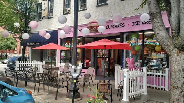 Life is Sweet - Keene