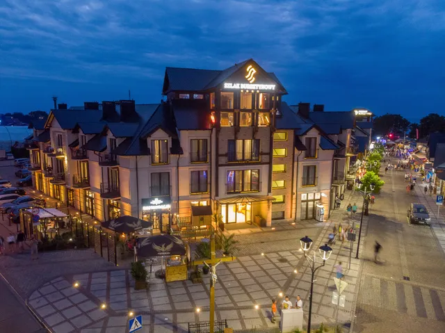 Szlak Bursztynowy, Jarosławiec