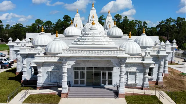 Harisumiran - Hindu Swaminarayan Temple & Cultural Center (Houston)
