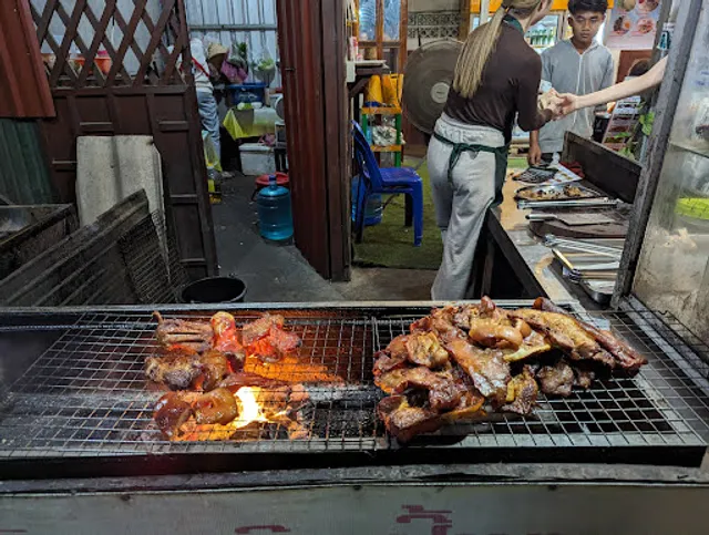 Keochalern Restaurant grill pork and duck