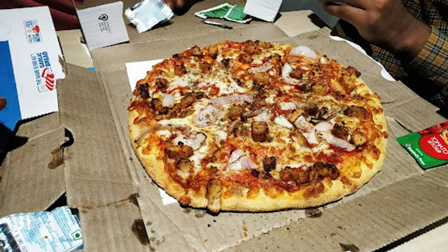 Domino's Pizza | Dr.Ambedkar Sarani, kolkata