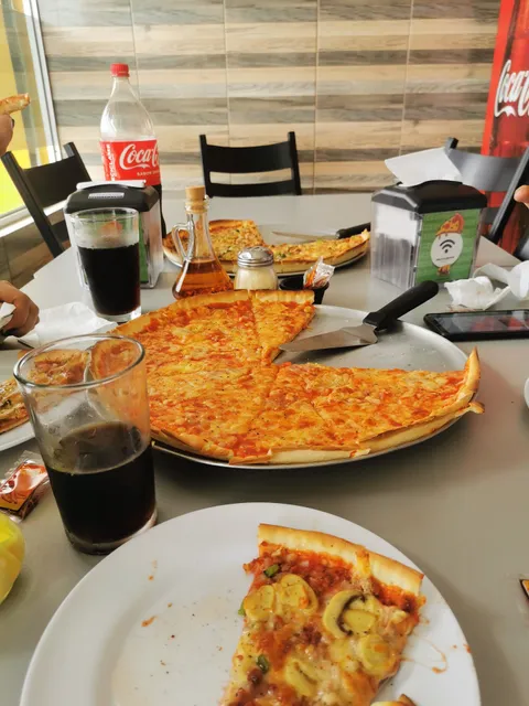 Pizzeria la Zona - Mercedes Norte
