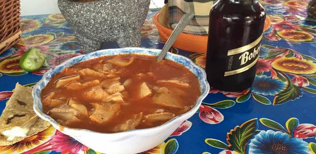 "Barbacoa y Menudo Villagómez"