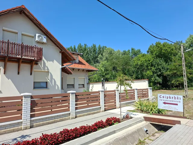 Csipkeház Apartman