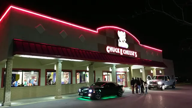 Chuck E. Cheese