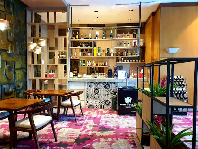 7 Corners Restaurant