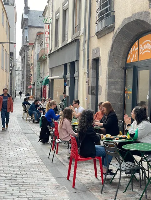 Buumii Centre Ville, Street Food Banh Mi vietnamien