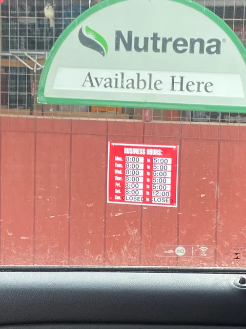 Wade's Farm & Home Inc