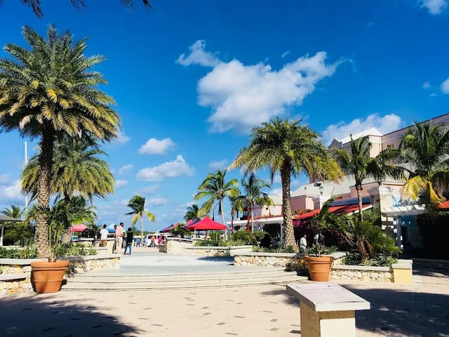 KINDWalk | Nassau Historical & Cultural Walking Tour