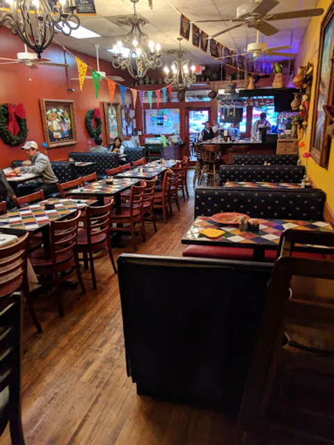 Cantinflas Mexican and Vegetarian Cuisine