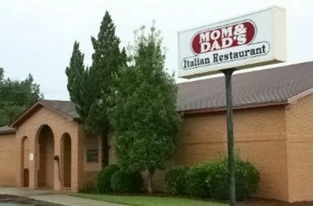 Mom & Dad's Italian Restaurant