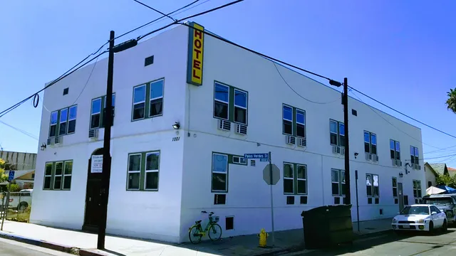 Palos Verdes Inn Hotel