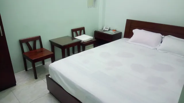 Khách Sạn Hoa Phượng