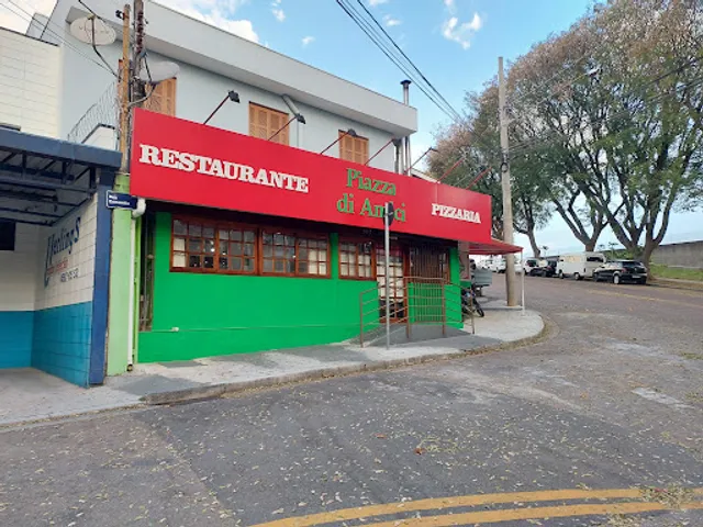 Pizzaria Piazza Di Amici
