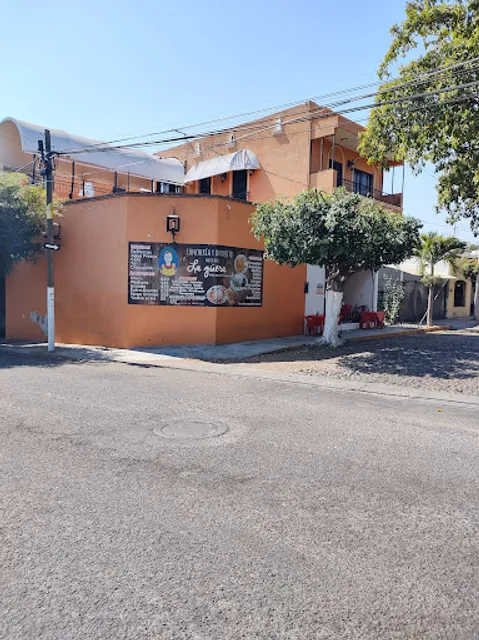 Loncheria y Antojitos Mex. "La Güera"