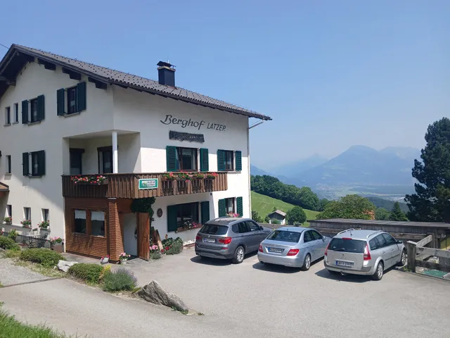 Berghof Latzer