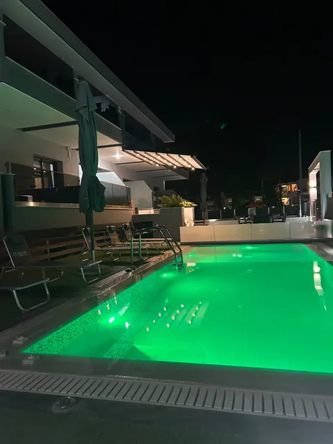 BEST PARADISE IN NIKITI