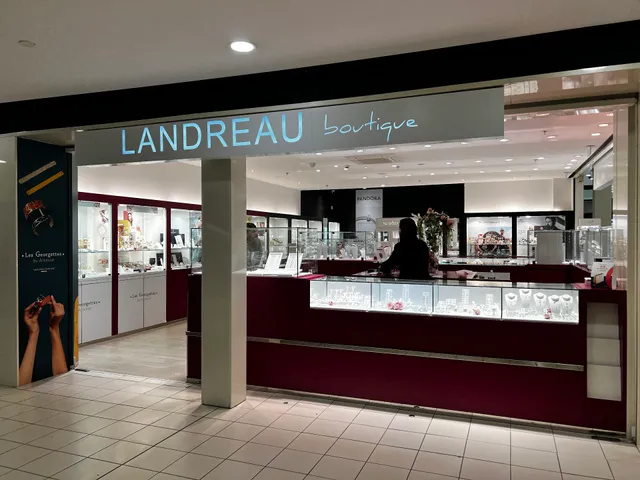 Landreau Boutique