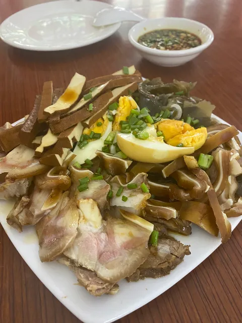 金鑽燕窩及餐廳